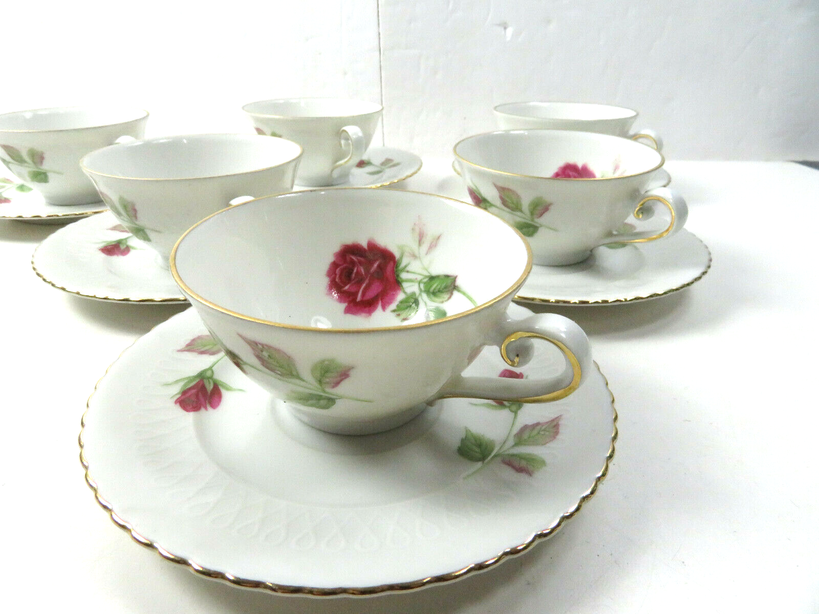 Of 6 Tea Cups And Saucers