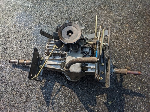 カーロケ Hitachi excavator track undercarriage parts ZX870 sprocket
