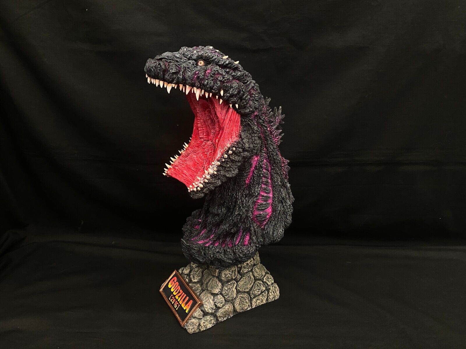Shin Godzilla Head Bust 2016 Art Statue シン・ゴジラ胸像 Shin Godzilla Head Bust 2016 Art Statue シン・ゴジラ胸像