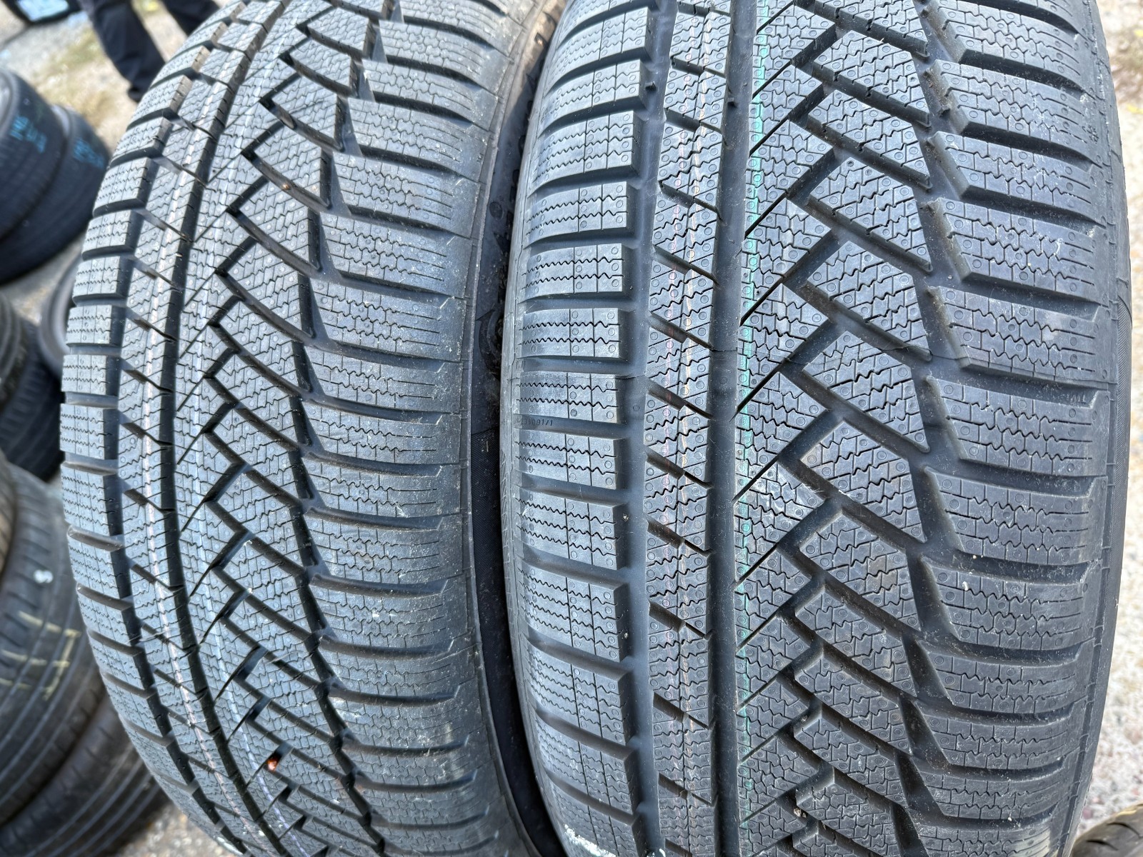 New 235 50 19 Continental, Winter, C-Seal, M+S, 99T, x1 Tyre (F1_tyres) YD284
