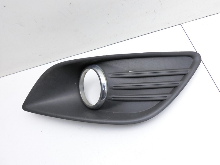 Ford Focus II CC 08-10 Frontblende Frontleiste für Nebelscheinwerfer Stoßstange Rechts Vorne Ford Focus II CC 08-10... Vorschau 2