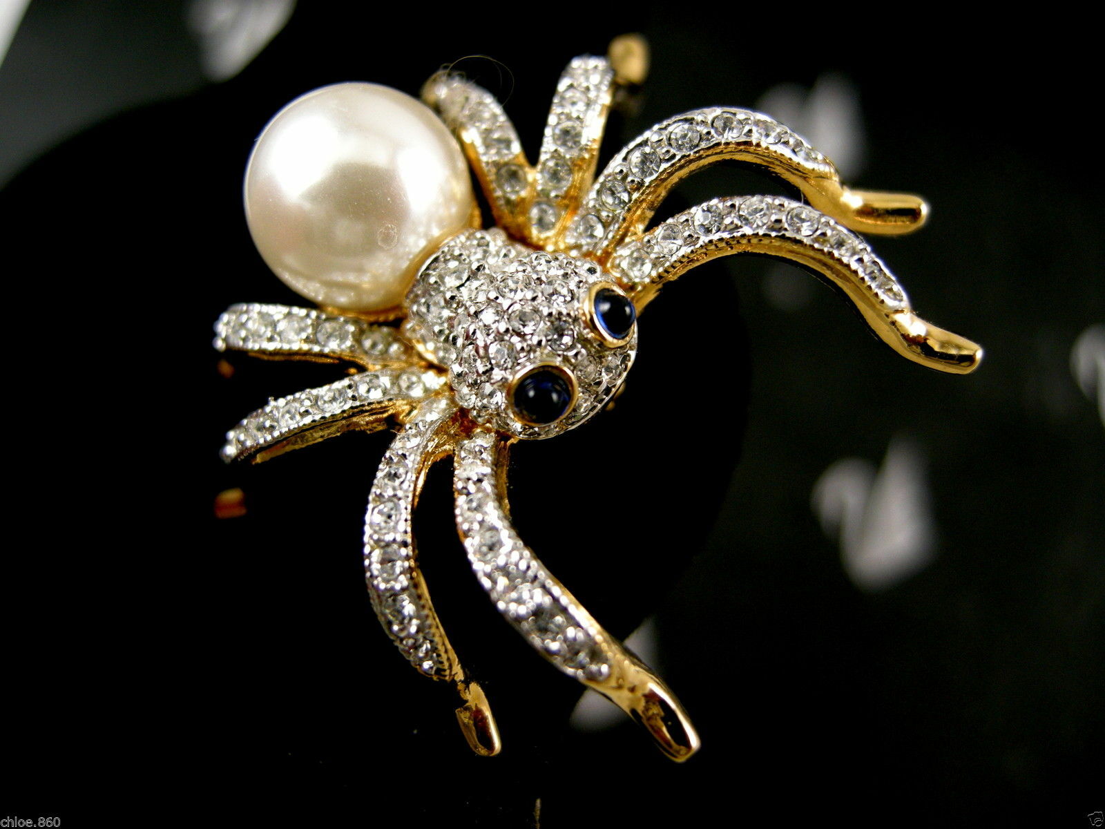 Swarovski soaかぁち SIGNED SWAROVSKI PAVE' CRYSTAL PEAR PIN ~BROOCH 22KT GOLD
