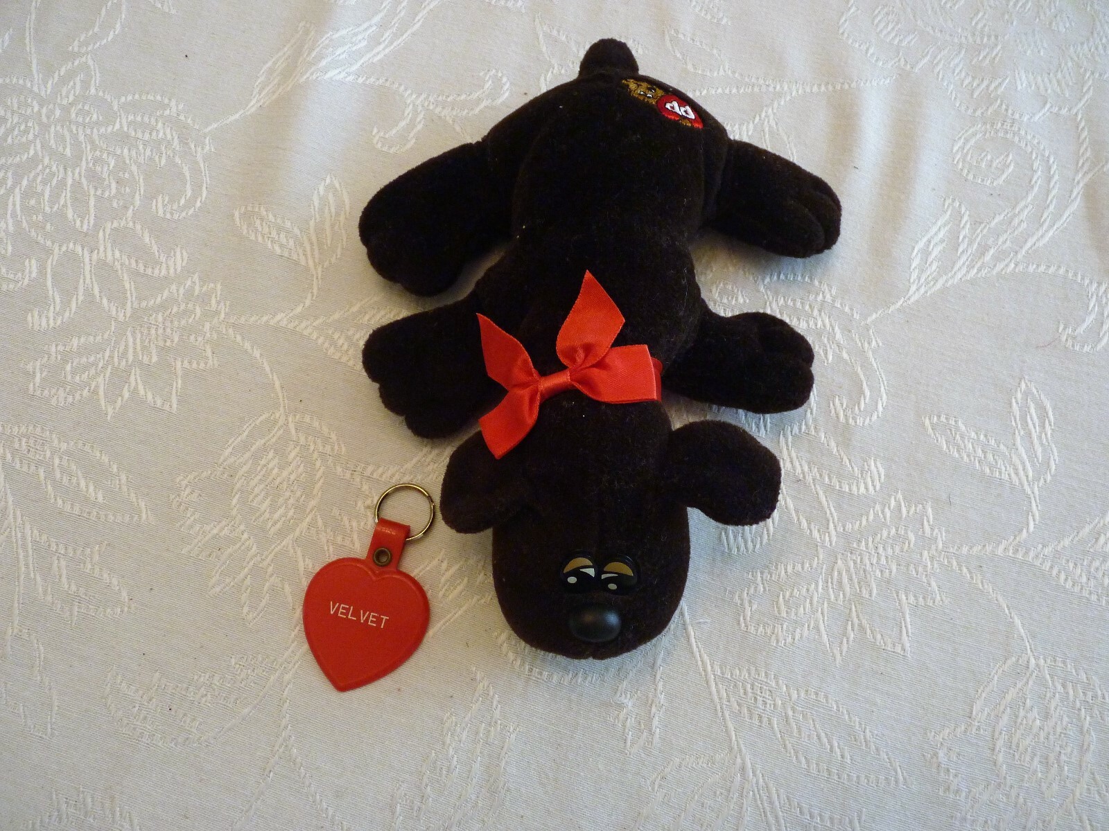 Vintage Tonka 1985 Pound Puppies Newborn Dark Brown With Clothes & Other Items