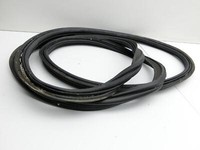 Opel Crossland X D75 20-24 Dichtung Rahmen für Heckklappe Kofferraum Opel Crossland X D75 20-24 26.02.2021 gebraucht Vorschau 2
