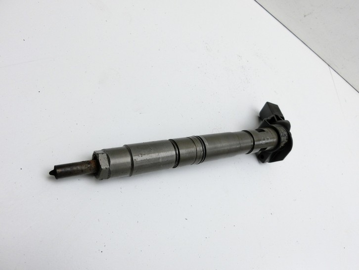 Audi A5 8F Cabrio 09-12 TDI 3,0 176KW Injektor Einspritzdüse Zyl.3 Audi A5 8F Cabrio 09-12 25.08.2011 059130277BE... Vorschau 2
