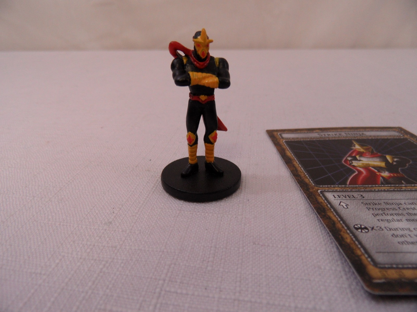 Yu-Gi-Oh! Dungeon Dice Monsters Game Figure & Card Strike Ninja Miniature 1996