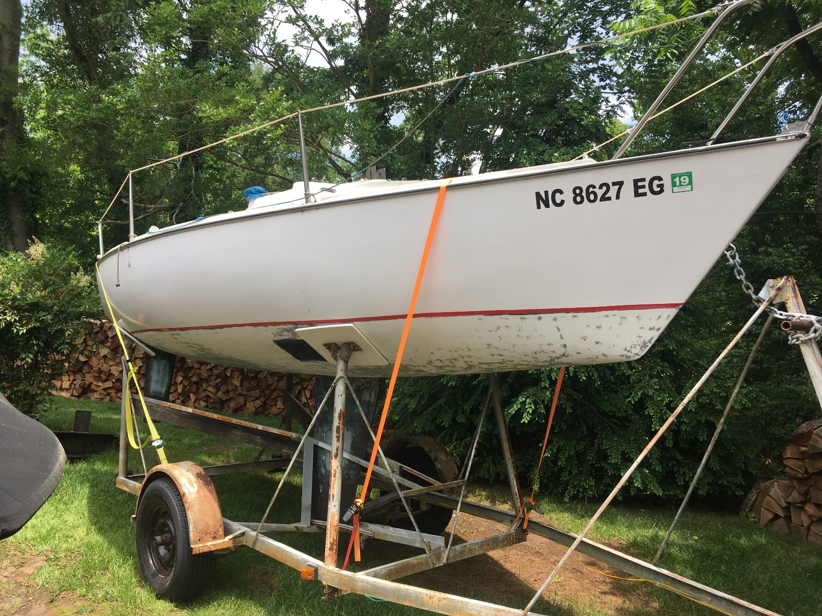 Santana 20 Sailboat with trailer