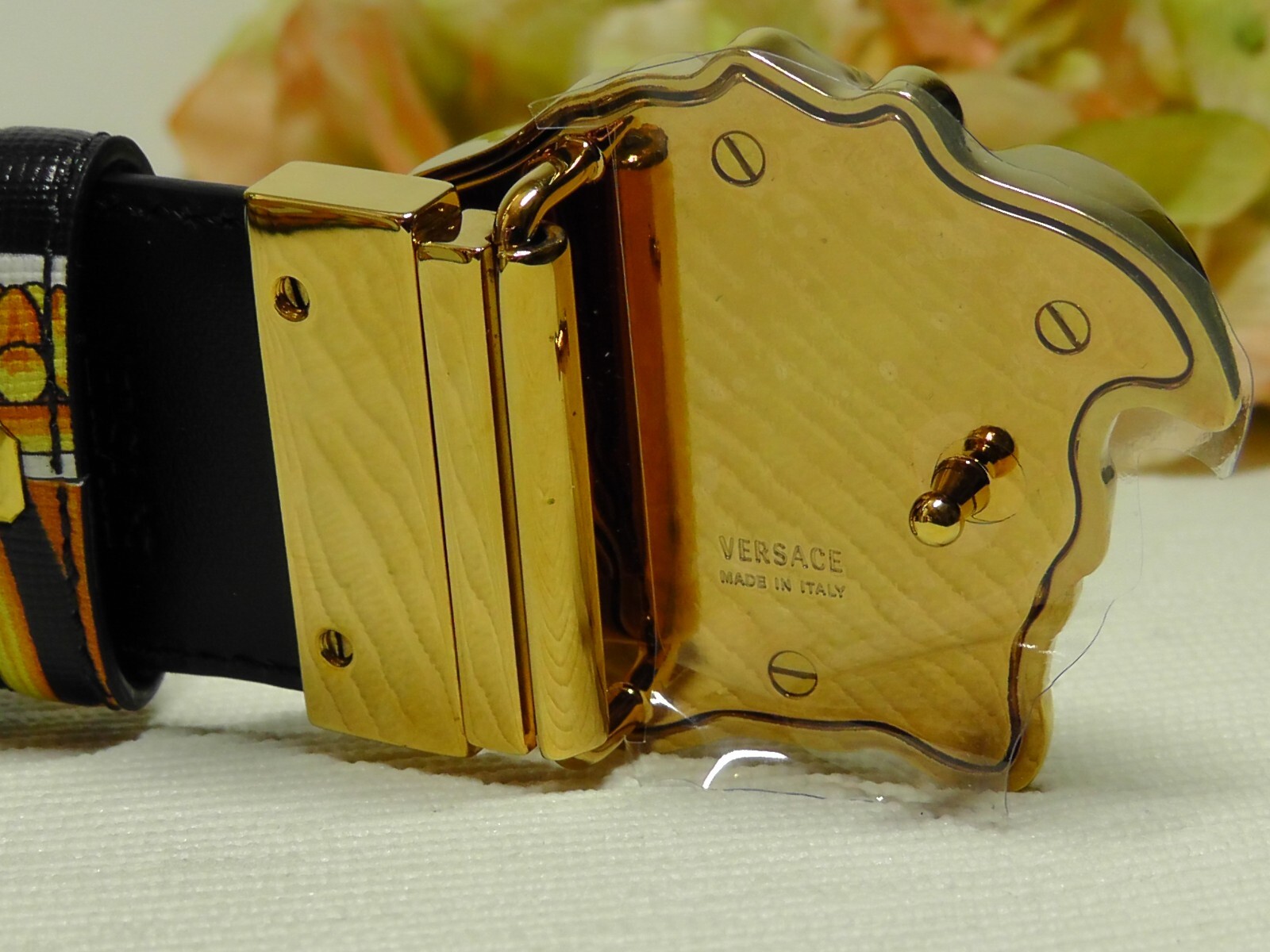 Pre-owned Versace Gold/black Heritage Medusa Buckle Reversible Leather Belt Sz 110 Or 43''
