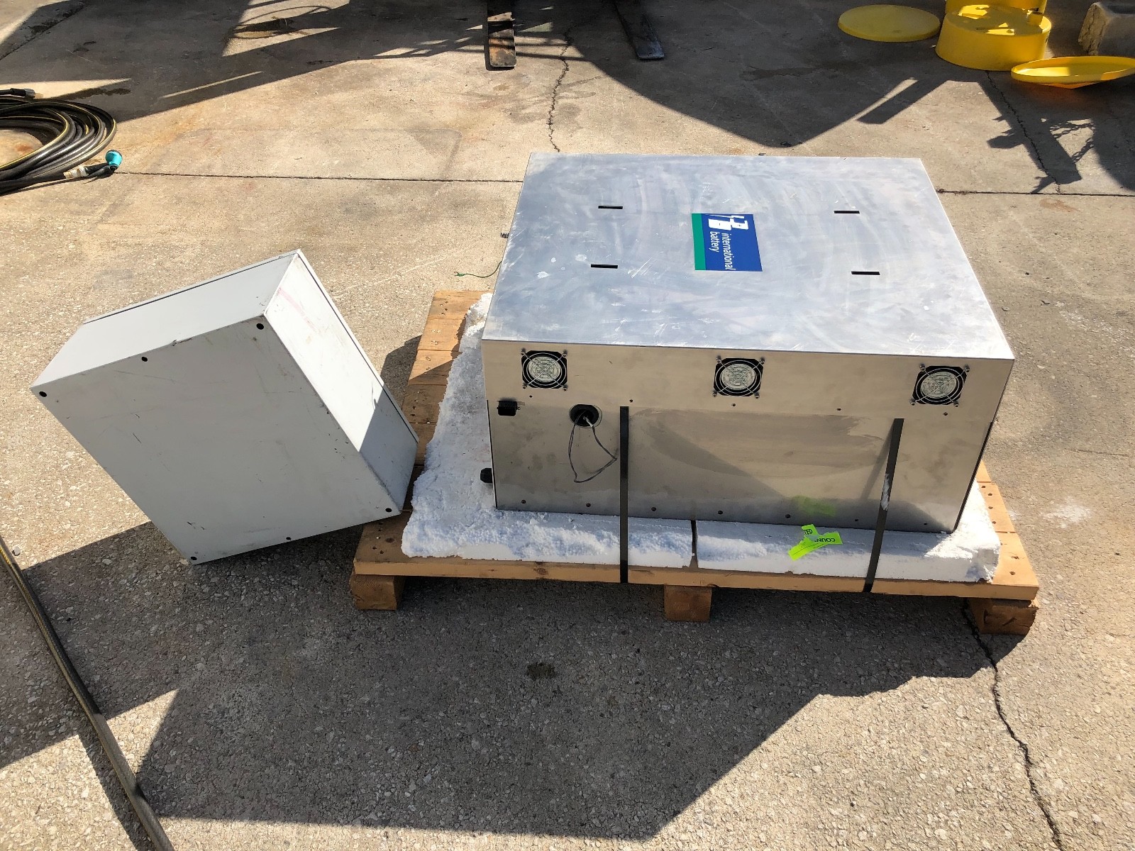 International Battery Prototype Lithium ionBattery Bank,72 cells @100 ampHour