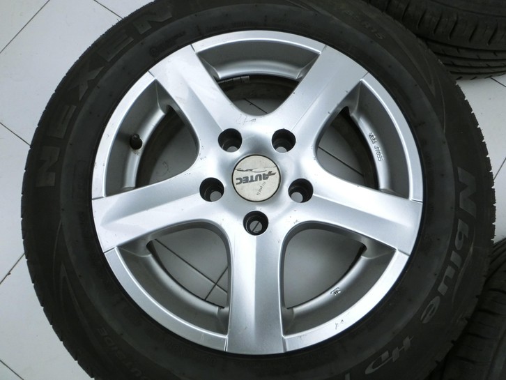 KIA Ceed 07-12 4 x Kompletträder Aluminiumfelge Sommerreifen 195/65R15 5X114.3  - Bild 2