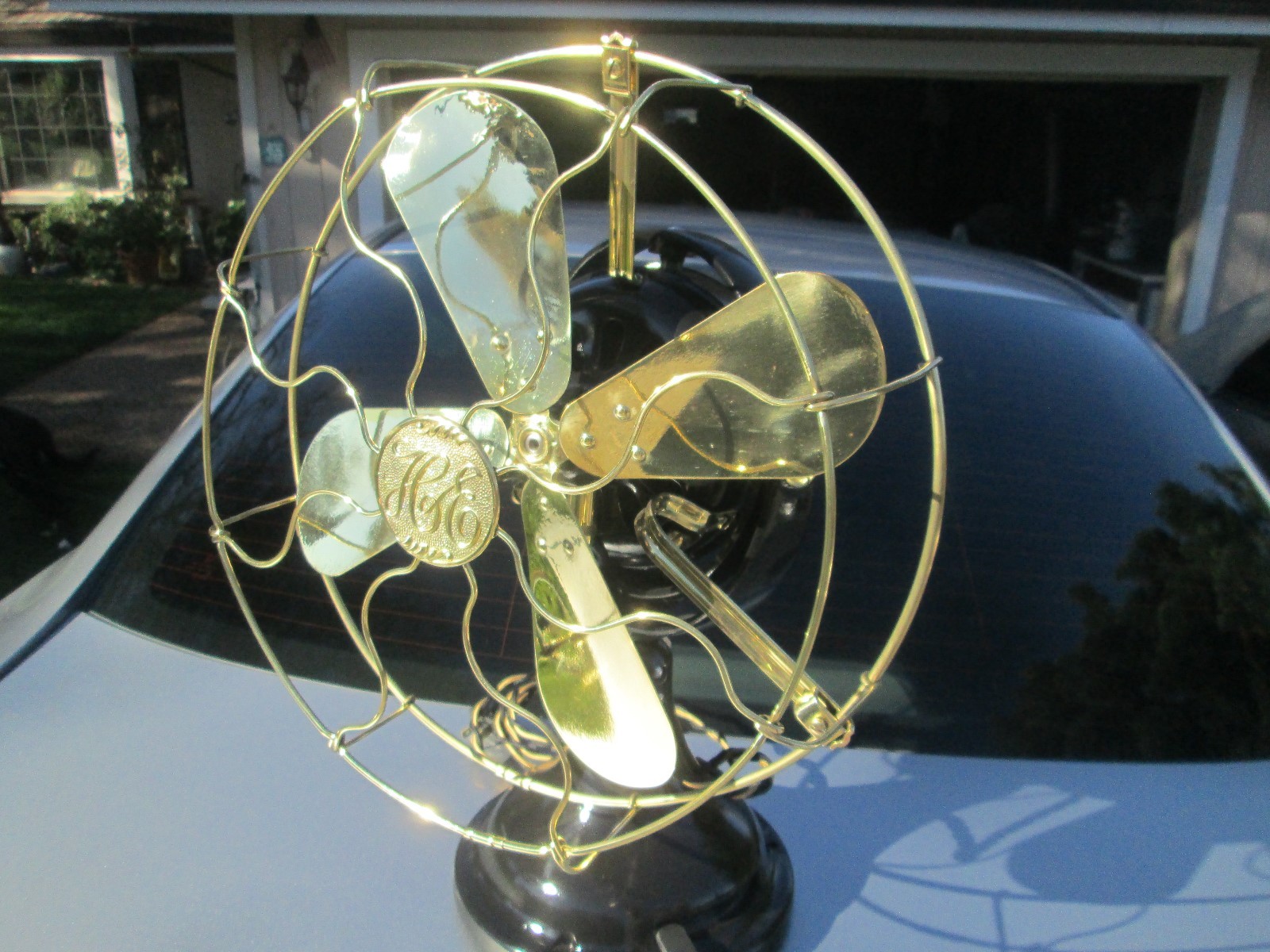 VINTAGE FAN ANTIQUE FAN GE FAN HUNTER KIDNEY VINTAGE FAN BRASS BLADE FAN OLD FAN