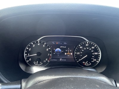 image 12 of interior