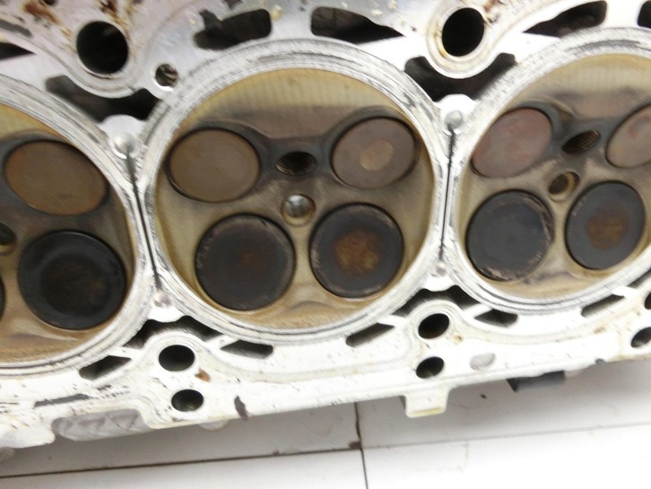 Mercedes W176 A200 12-15 1,6i 115KW 270.910 Zylinderkopf Mercedes W176 A200 12-15 28.01.2015 A2700106001 gebraucht Vorschau 7