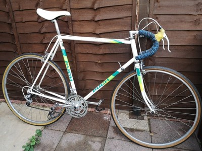 reebok bikes halfords