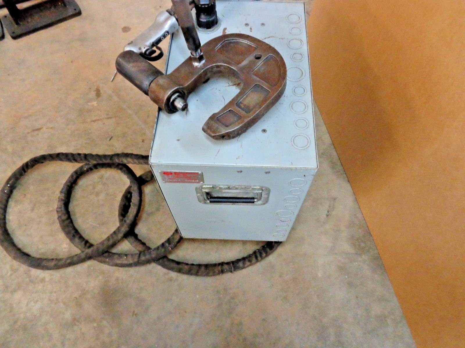 MICHIGAN PNEUMATIC TOOL PNEUDRAULIC RIVETER MP-HCS-1000D    STK 17496