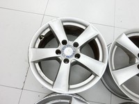 Mercedes S204 C180 09-14 4 x Felgen Aluminiumfelge 16 Zoll 5X112 Mercedes S204 C180 09-14 01.06.2010 gebraucht Vorschau 2