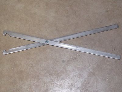 HD. BODYGRIP TRAP SETTER sets up to 330 conibears tongs  body grip  new sale