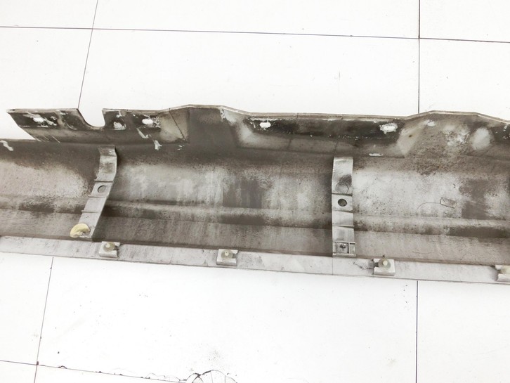 BMW X3 E83 LCI 06-10 Schweller Verkleidung Rechts Alpinweiss 3 BMW X3 E83 LCI 06-10 09.07.2008 3330866 51713330866... Vorschau 6