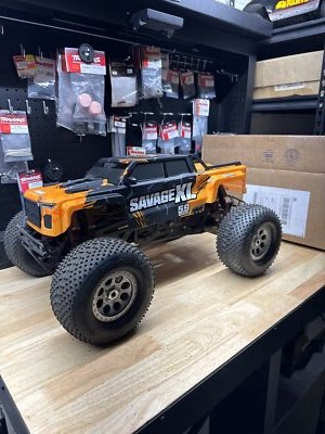 HPI サベージ　オレンジ トラックボディ 炎のグラフィック NEW HPI SAVAGE XL 5.9 RTR Body Factory Painted ORANGE +