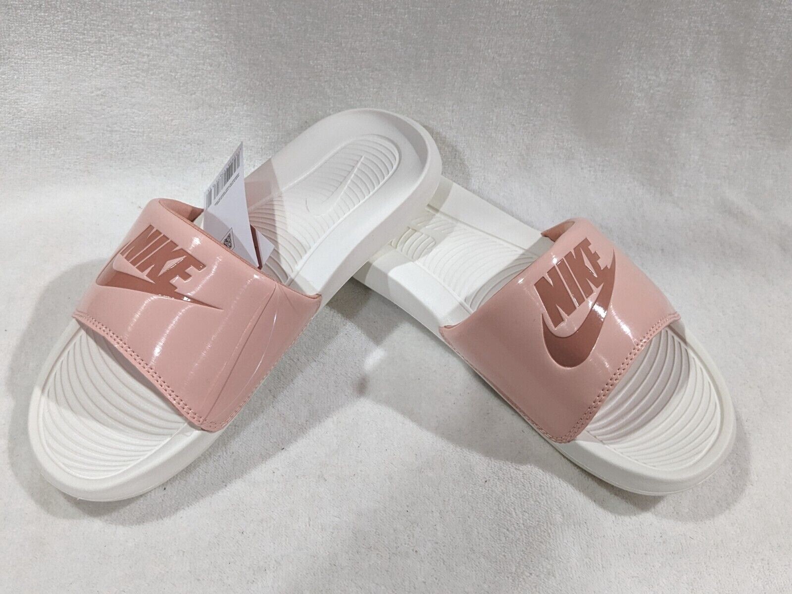 ◆Nike◆ Victory One Women's Slides CN9677-600 Nike Victori One CN9677-600 Women's Barely Rose Silver