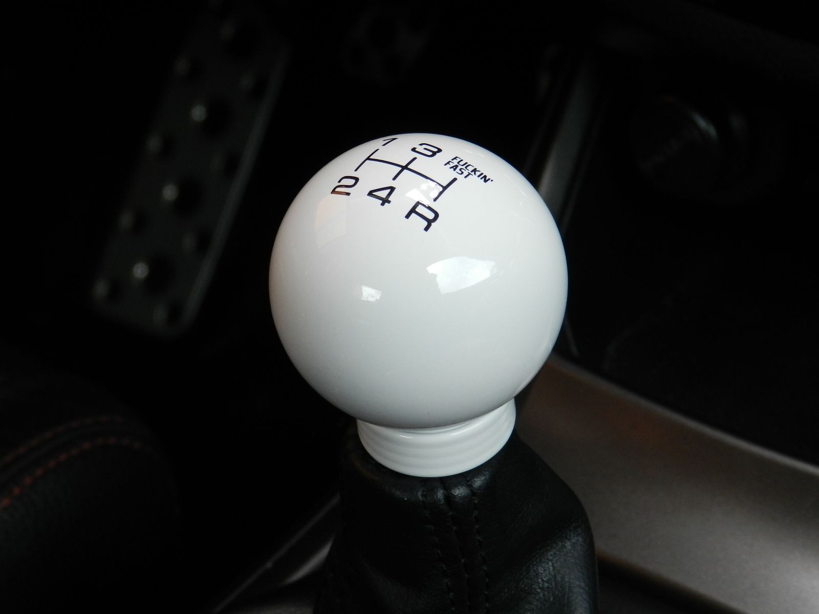 VMS Fing Fast Shift Knob White 5 Speed For Subaru Impreza