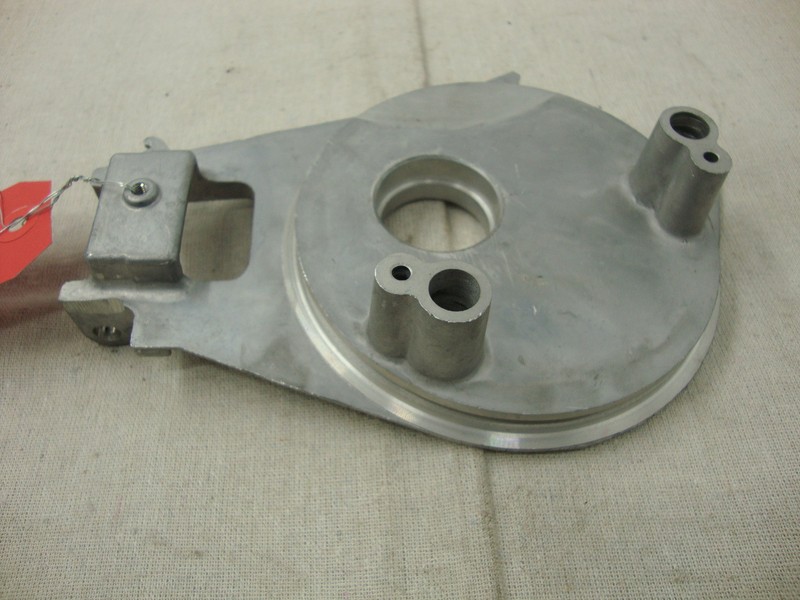 1973 Yamaha SL292 NEW OEM Secondary Shaft Housing 810-47561-00-00