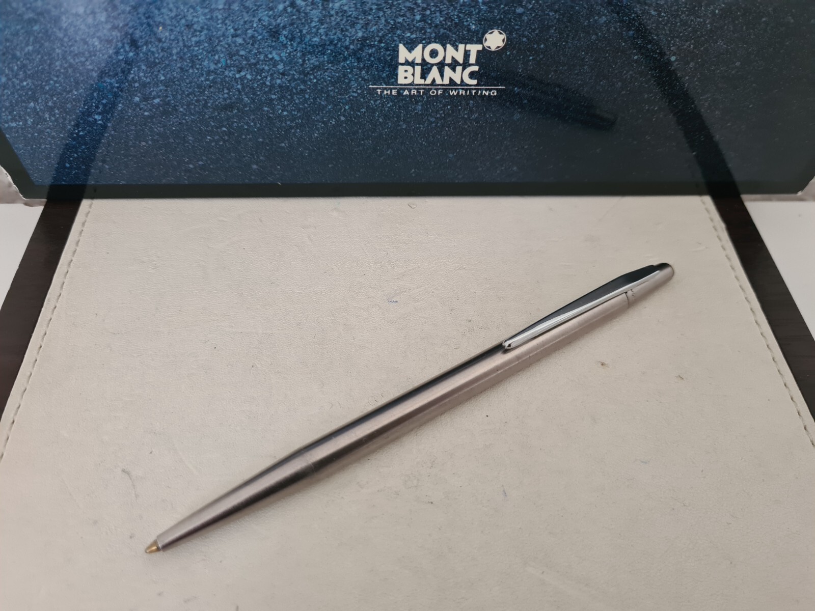 MONBLANC　NOBURESSE　GERMANY Montblanc Noblesse Oblige Slim Line Rollerball Pen Gold