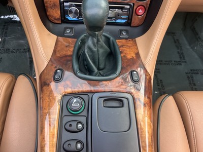 image 4 of interior