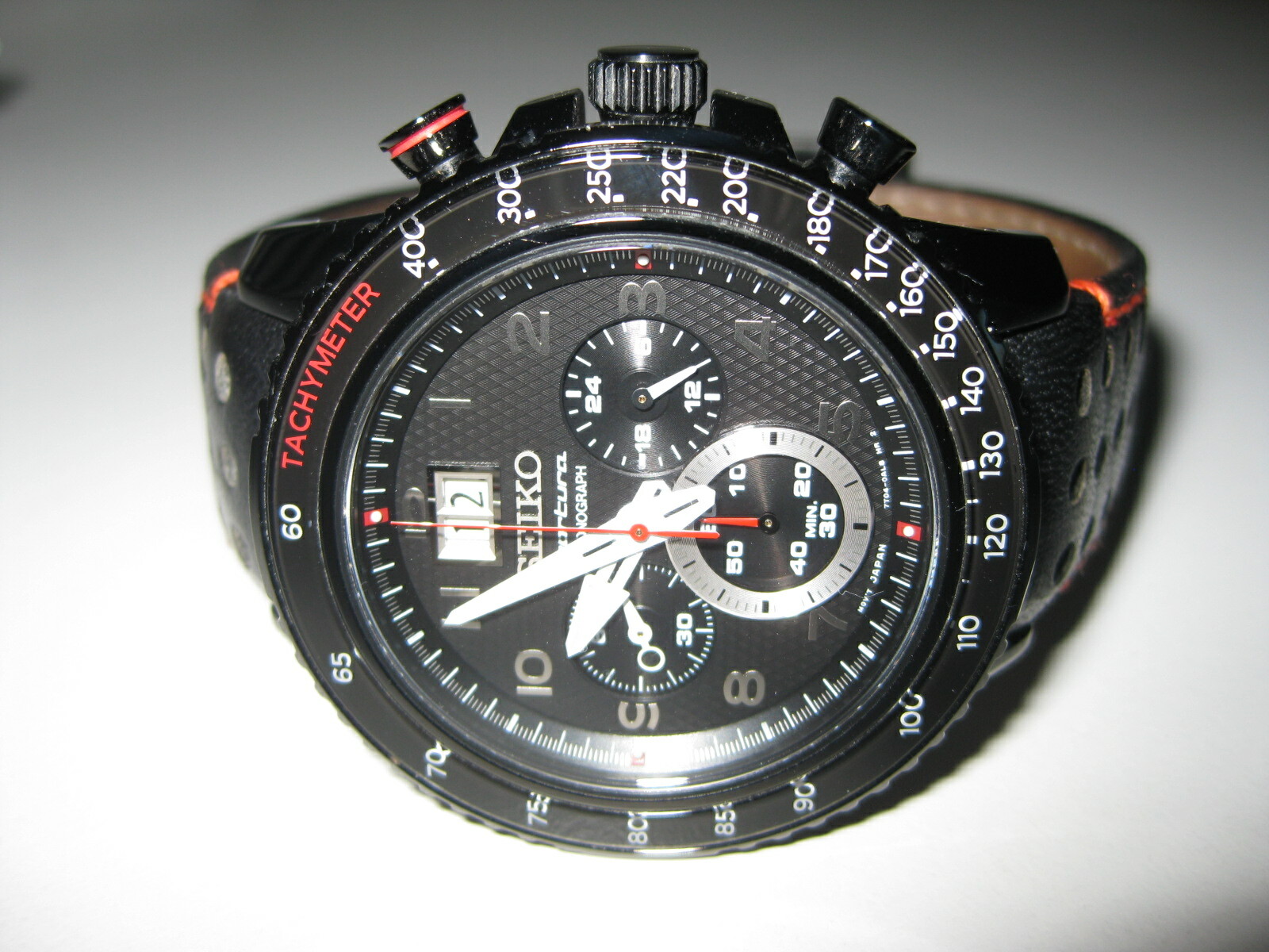 SEIKO Armbanduhr Lederarmband