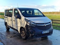 2017 Vauxhall Vivaro 2900 COMBI 9 Seat Minibus  Drives Perfect  7m MOT  ULEZ