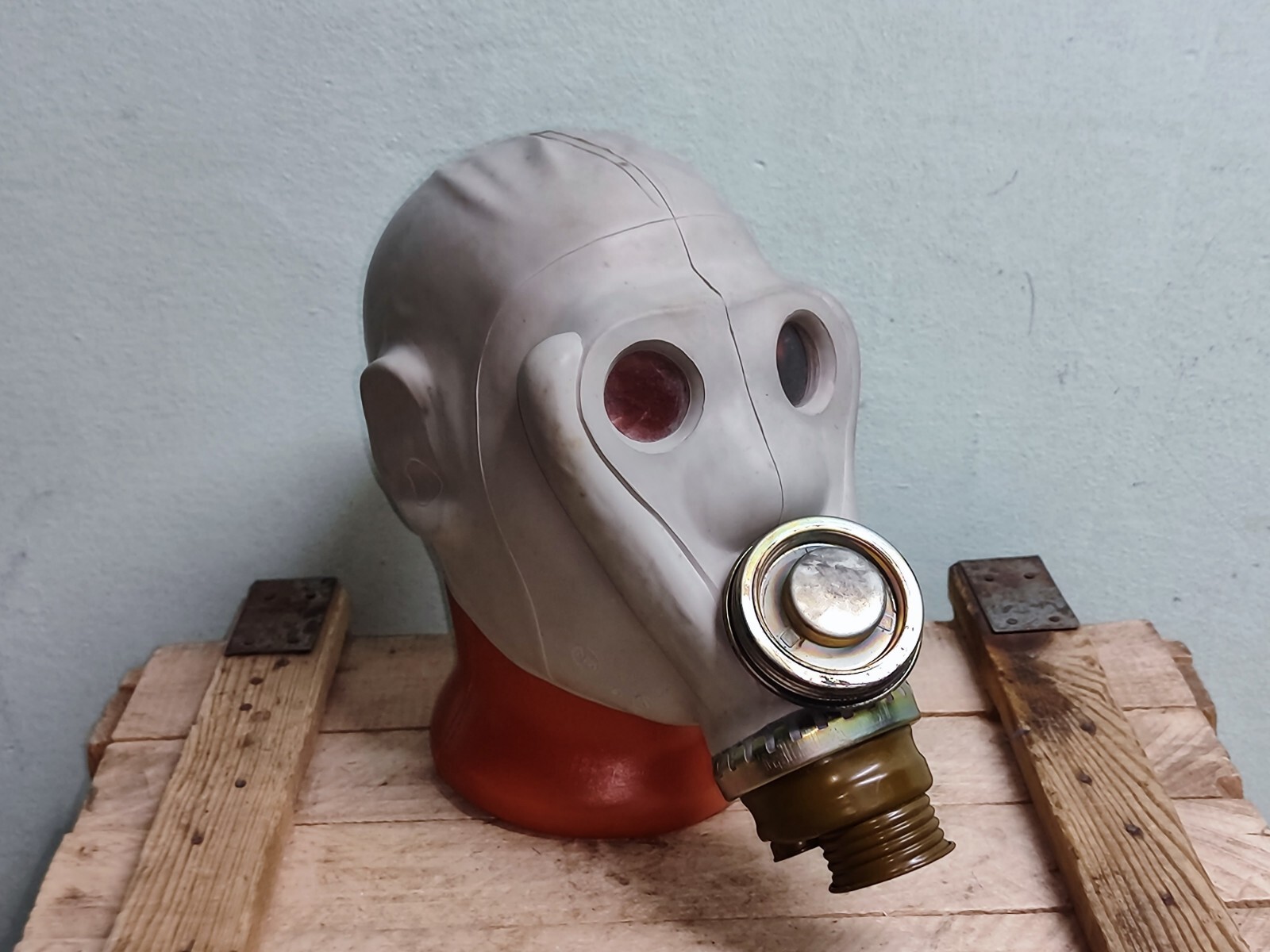 Soviet SHMS gas mask RSH-4 PRV-U EO-62K Gorilla Face Gas