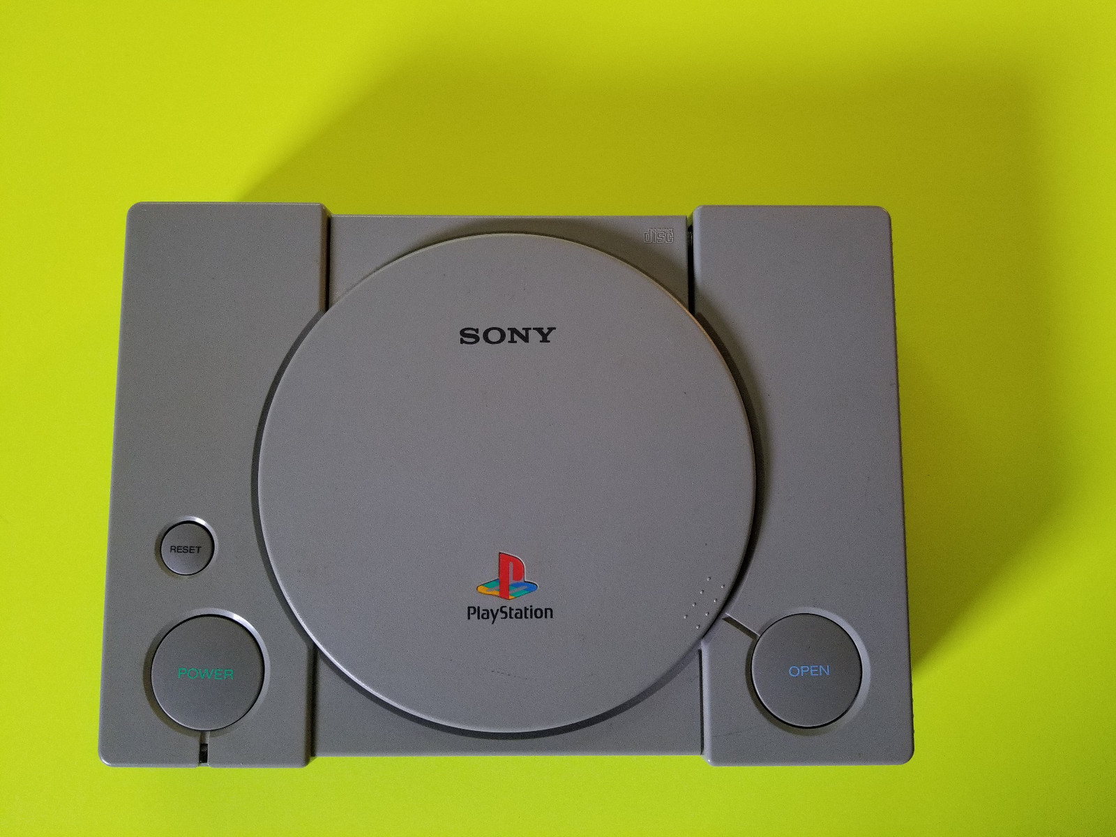 PlayStation 1 - Original - Video Game Console (5 Pictures)