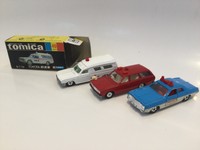 custom diecast ambulance