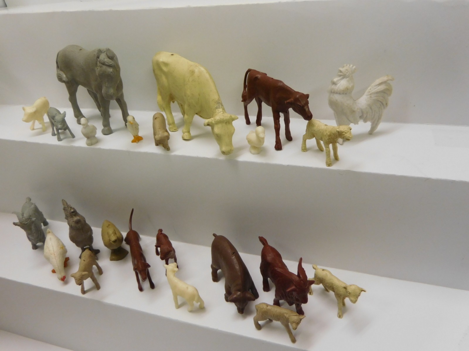 Marx 2nd Series Farm Animals Plastic Playset Figures (b)