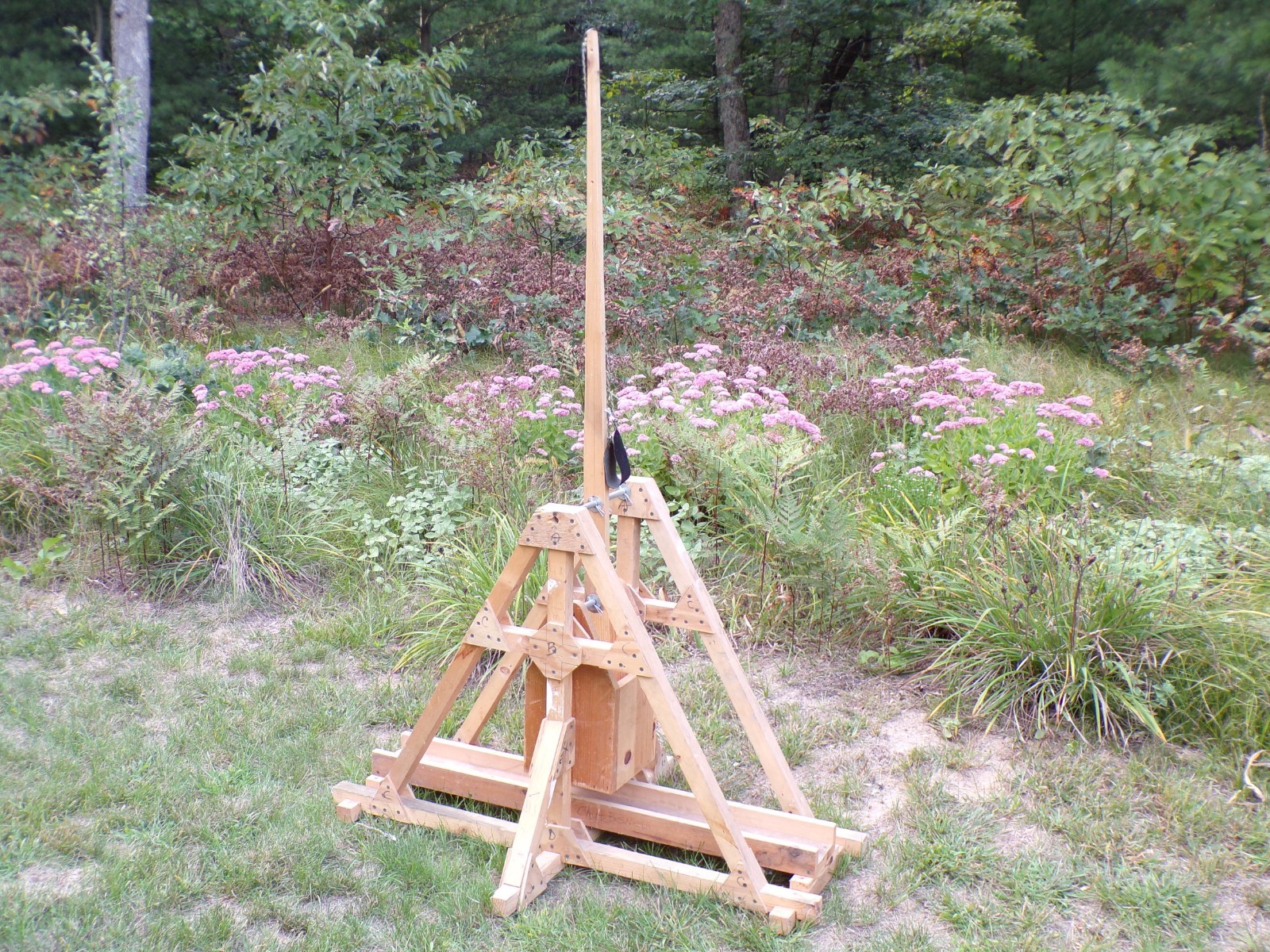 Fully Assembled Model Medieval Trebuchet Catapult 5' 7