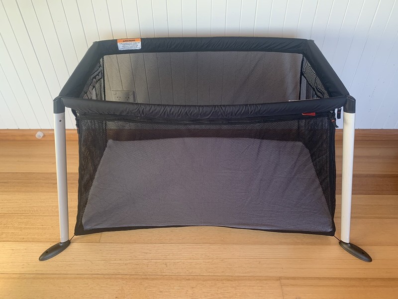 phil and teds lightweight travel cot