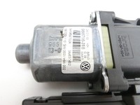 VW Passat 3C B7 10-14 Lim Fensterhebermotor Rechts Vorne VW Passat 3C B7 10-14 02.01.2014 3AA959702A 3C0959792C... Vorschau 5