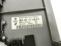 Audi A8 4E QU 02-06 Innenleuchte Innenraumleuchte Audi A8 4E QU 02-06 01.02.2005 4E0947111AB 4E0947111ABEC3 gebraucht Vorschau 7