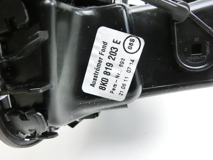 Audi A5 8F Cabrio 09-12 Luftdusche Luftdüse Mitte Hinten Audi A5 8F Cabrio 09-12 25.08.2011 8K0819203E gebraucht Vorschau 4