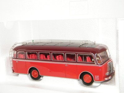 Panhard Bus K173 die Taylor Choristers Norev 1/43 Ref. 521200