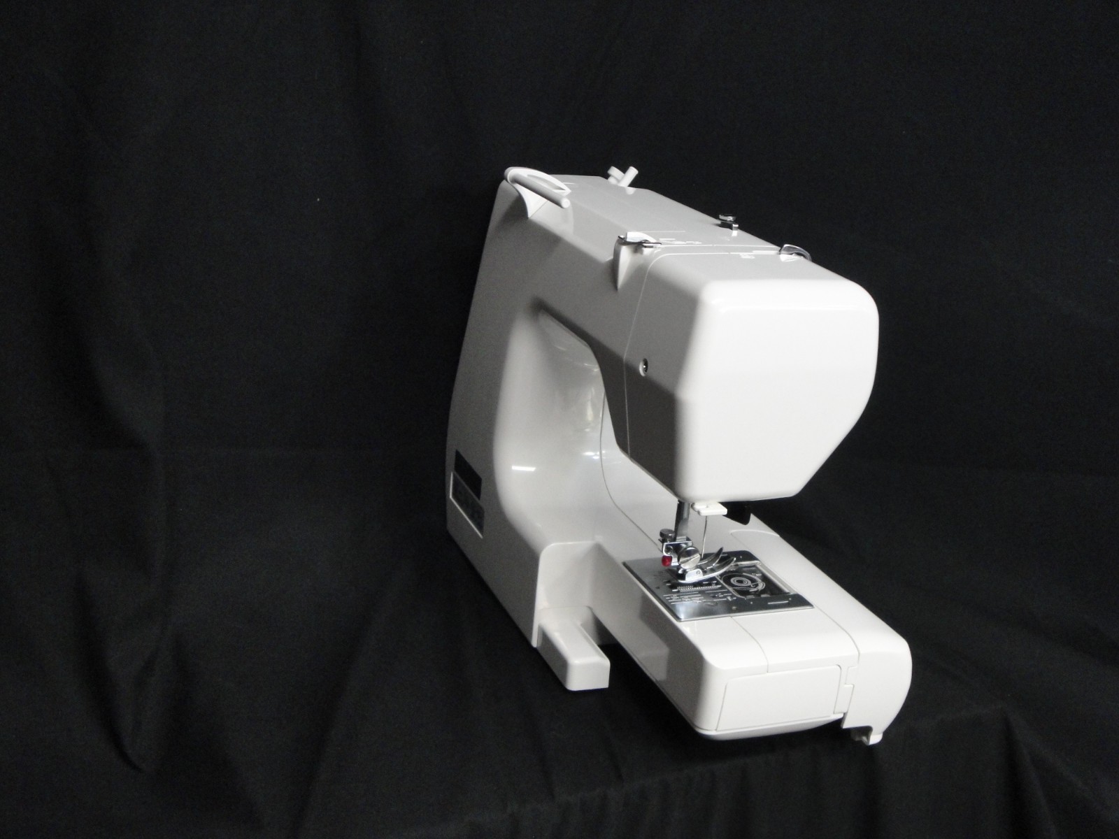 Janome Jem GOLD MODEL 660 With Carrying Bag