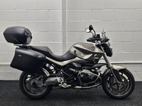 BMW R1200R MU ** FULL LUGGAGE - HEATED GRIPS - SEPT 26 MOT **