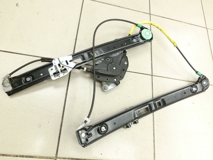 BMW E46 3er 330XD 01-05 Kombi Fensterhebermotor mit Fensterheber Rechts Vorne BMW E46 3er 330XD 01-05 21.10.2003... Vorschau 3