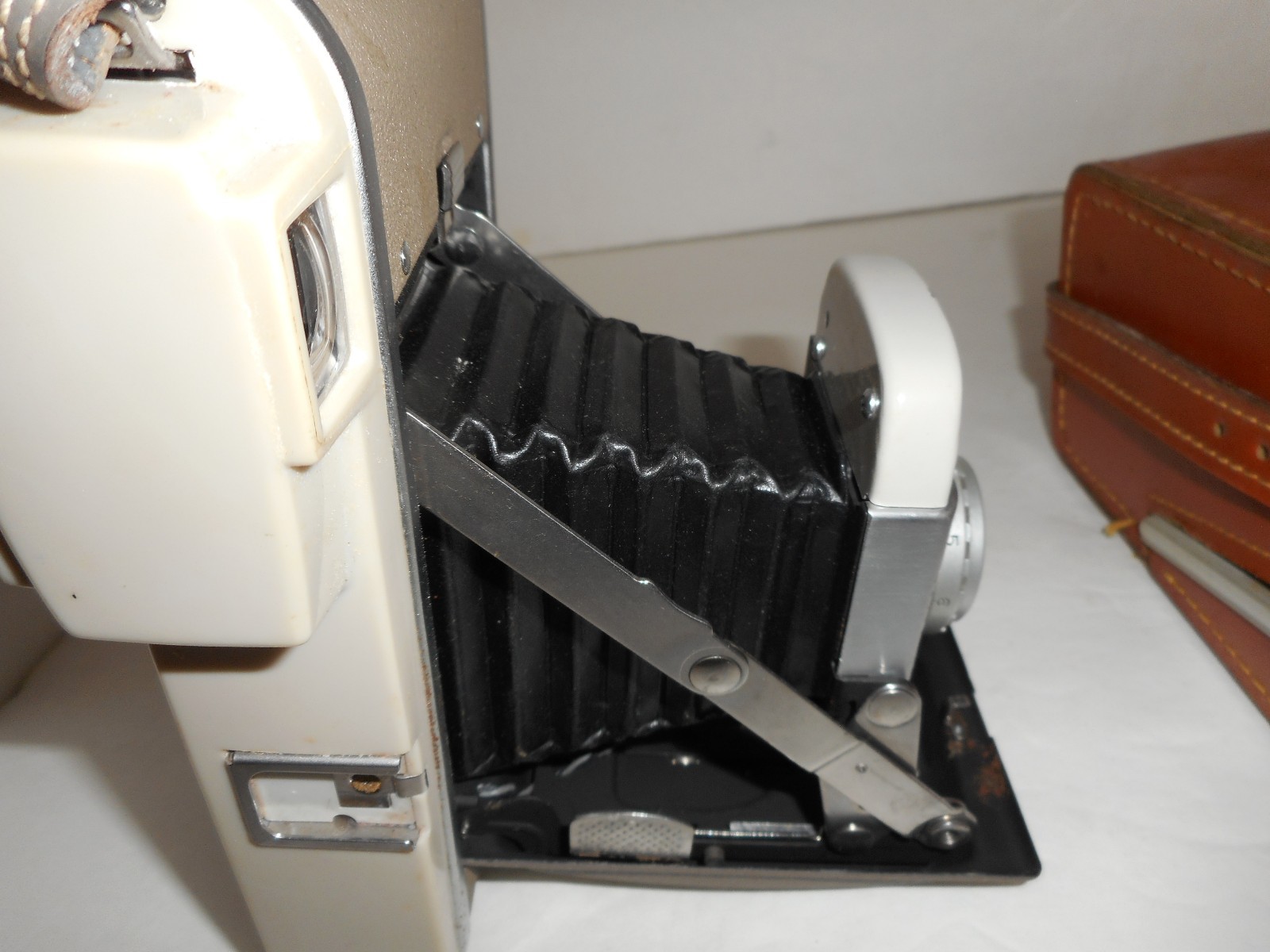 Polaroid Land Camera model 80B 1959