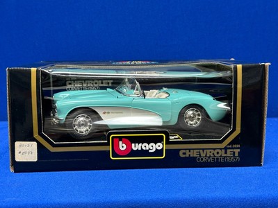 Burago 1957 Chevrolet Corvette Convertible Turquoise/White 1:18 NIB 478