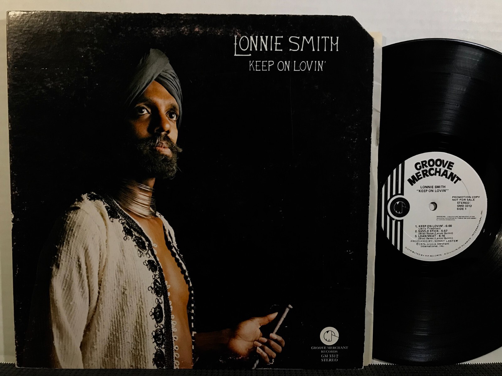 Lonnie Smith / Keep On Lovin'　レコード LONNIE SMITH Keep On Lovin LP GROOVE MERCHANT STEREO DJ