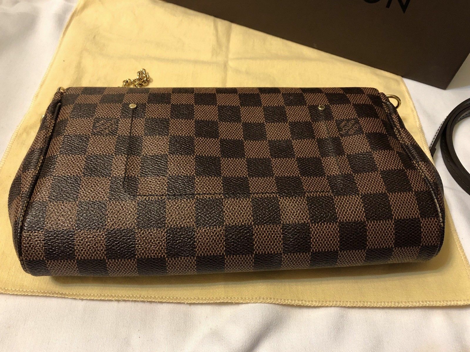 LOUIS VUITTON Favorite MM Damier Ebene Shoulder Crossbody Bag