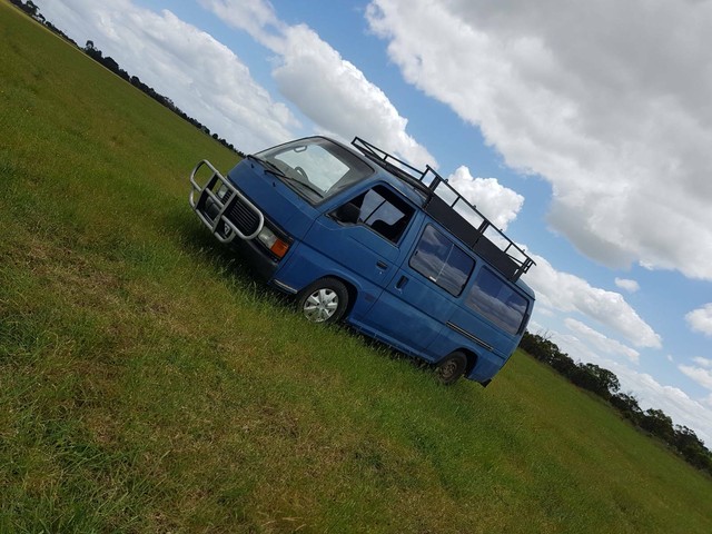 Nissan urvan 1988