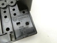 Volvo V40 II 12-16 D3 2,0 110KW Zentralelektrik Batteriestützpunkt Volvo V40 II 12-16 26.08.2013 30659192... Vorschau 6