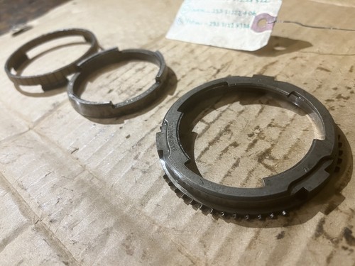 BMW E36 S250 GETRAG SYNCRONIZER/FRICTION RINGS 23231228322 BMW E36 S250 GETRAG SYNCRONIZER/FRICTION RINGS 23231228322